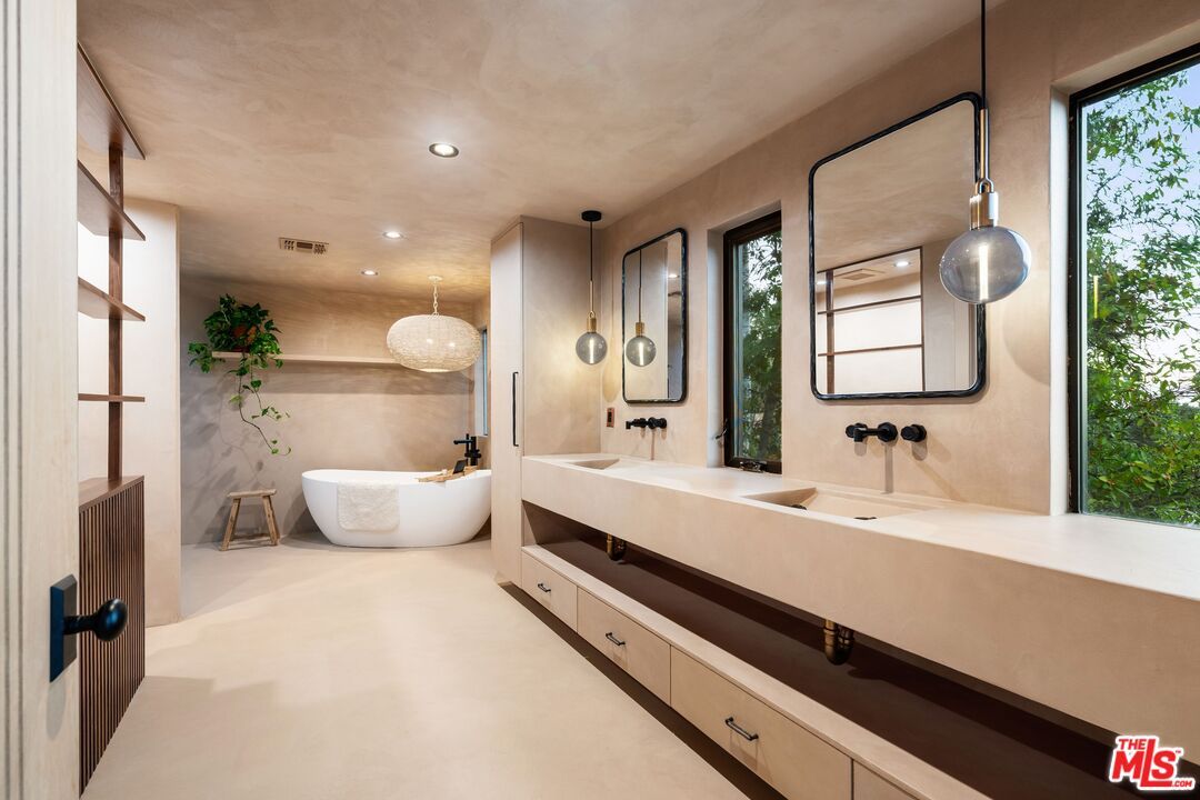 Bathroom, Dual Sink Vanities, Free Standing Baths, Interior, Pendant Lights, Recessed Lighting