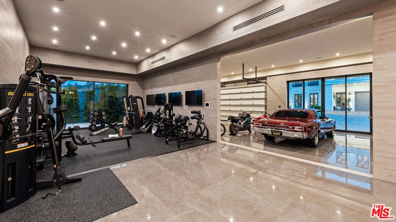Fitness Equipment, Interior, Recessed Lighting