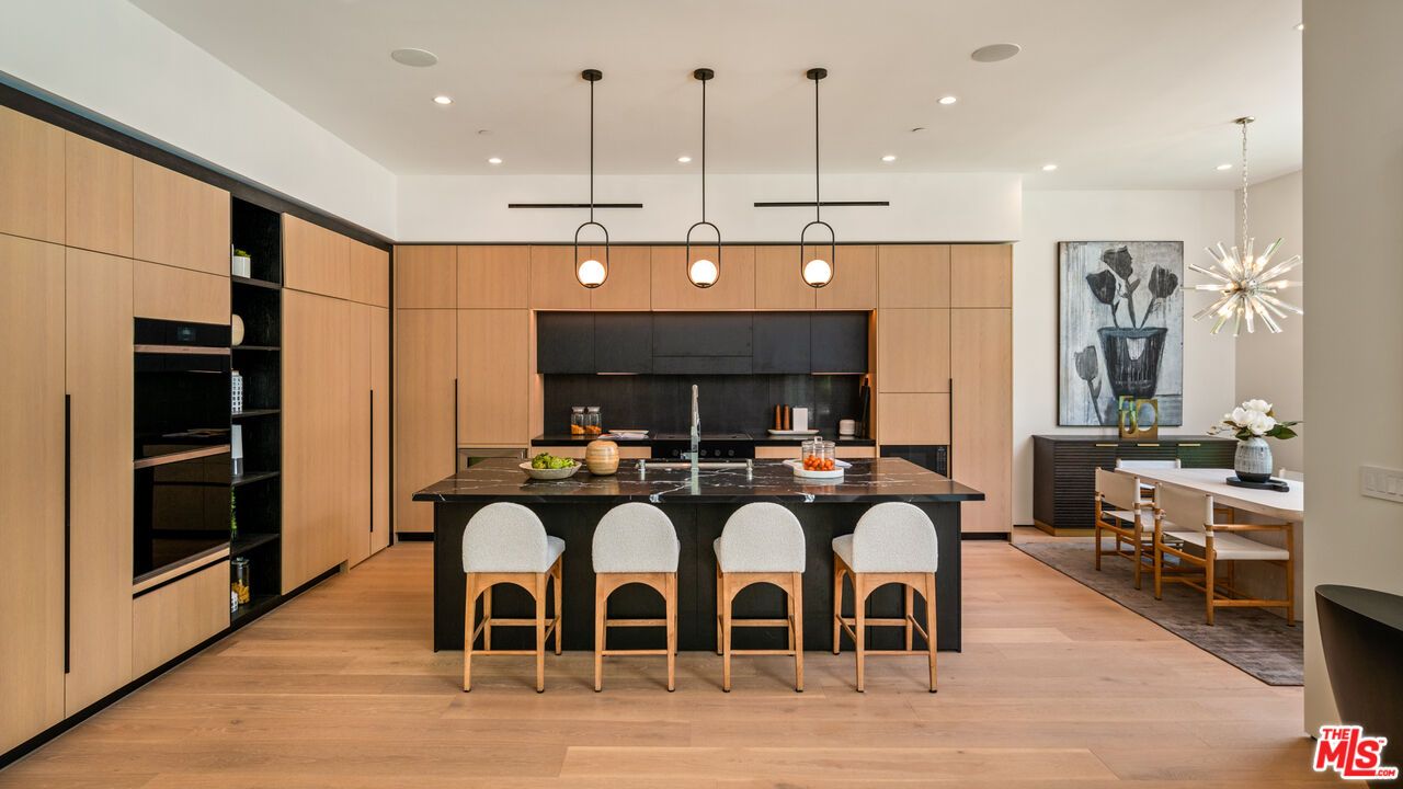 Dining room, Interior, Kitchen, Pendant Lights, Recessed Lighting, Wood Texture Flooring