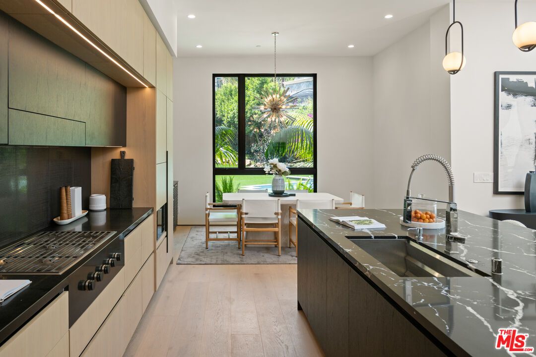 Dining room, Interior, Kitchen, Pendant Lights, Recessed Lighting, Wood Texture Flooring