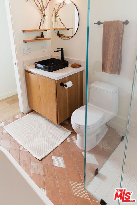 Bathroom, Glass Shower, Interior