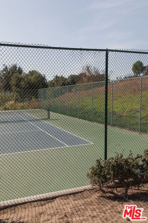 Exterior, Tennis Courts