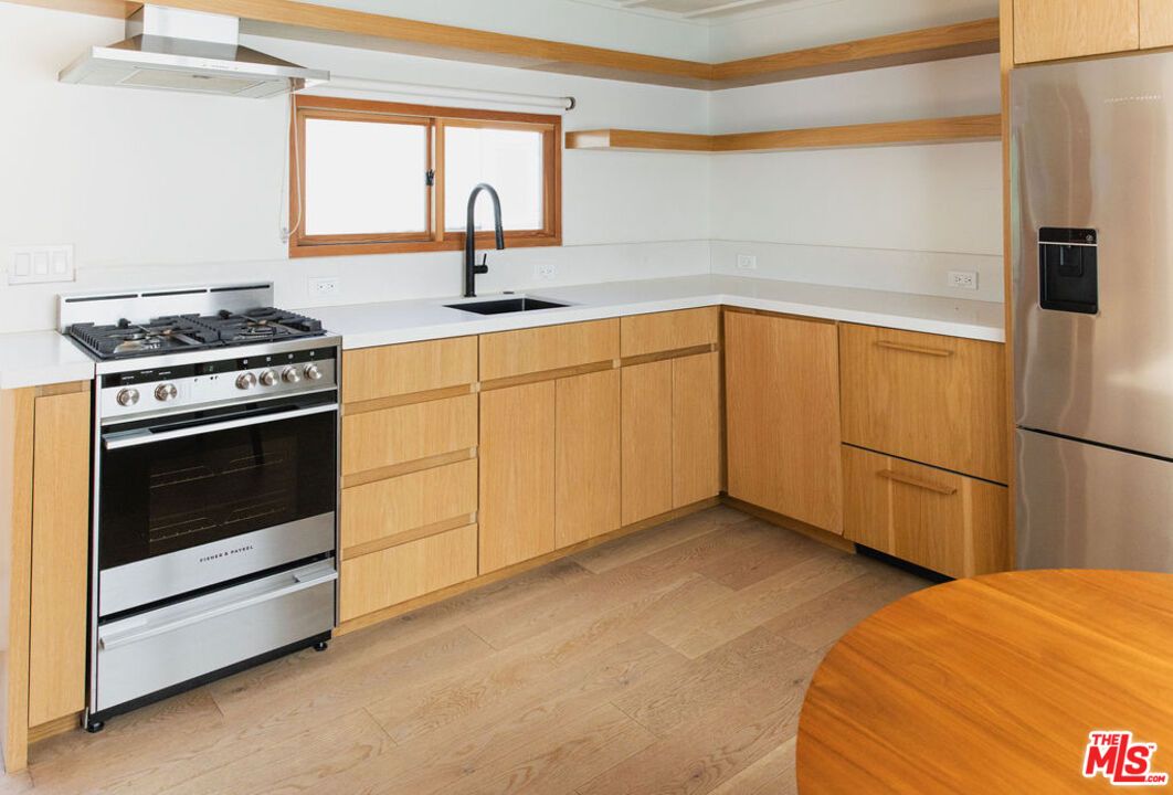 Interior, Kitchen, Stainless Steel Appliances, Wood Texture Flooring