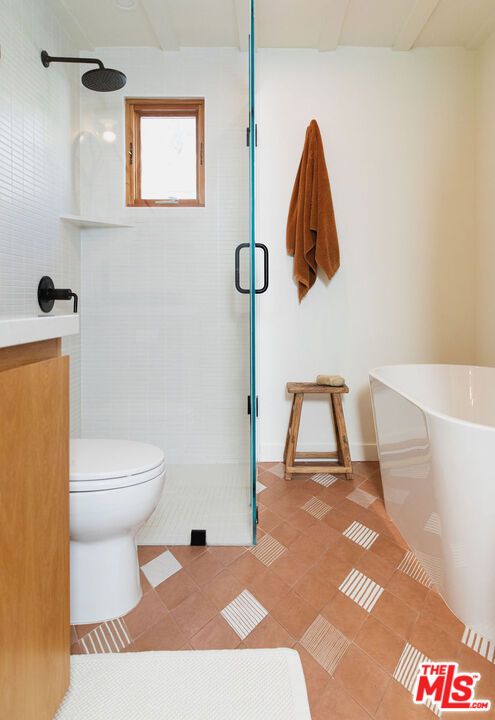 Bathroom, Free Standing Baths, Glass Shower, Interior
