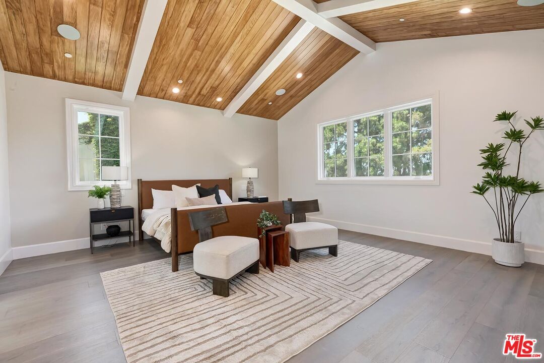 Bedroom, Interior, Recessed Lighting, Wooden Beams, Wooden Ceilings, Wood Texture Flooring