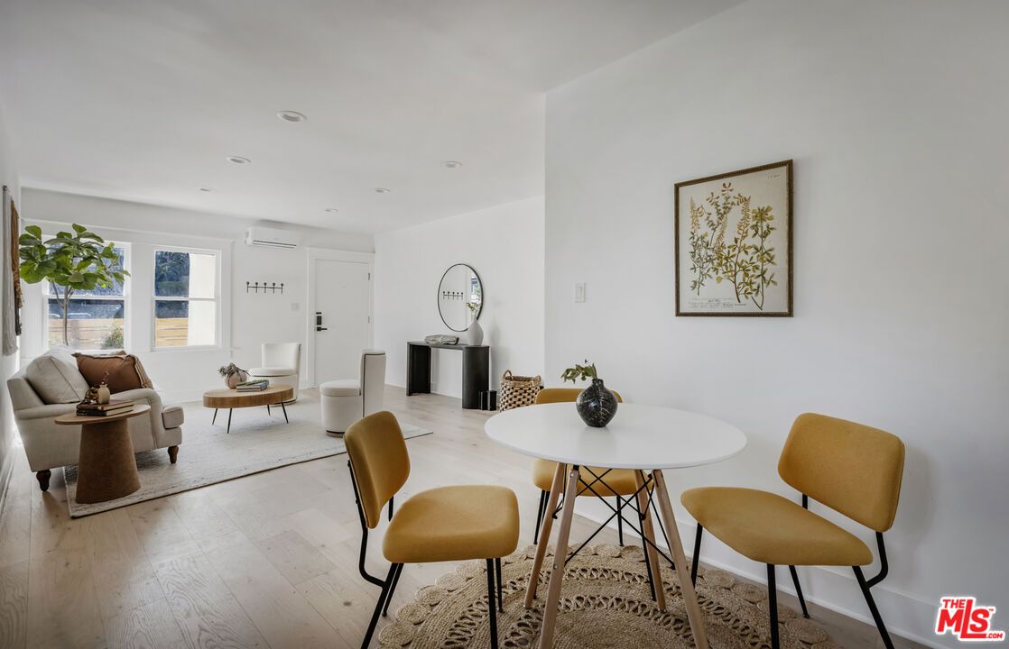 Dining room, Interior, Living room, Recessed Lighting, Wood Texture Flooring