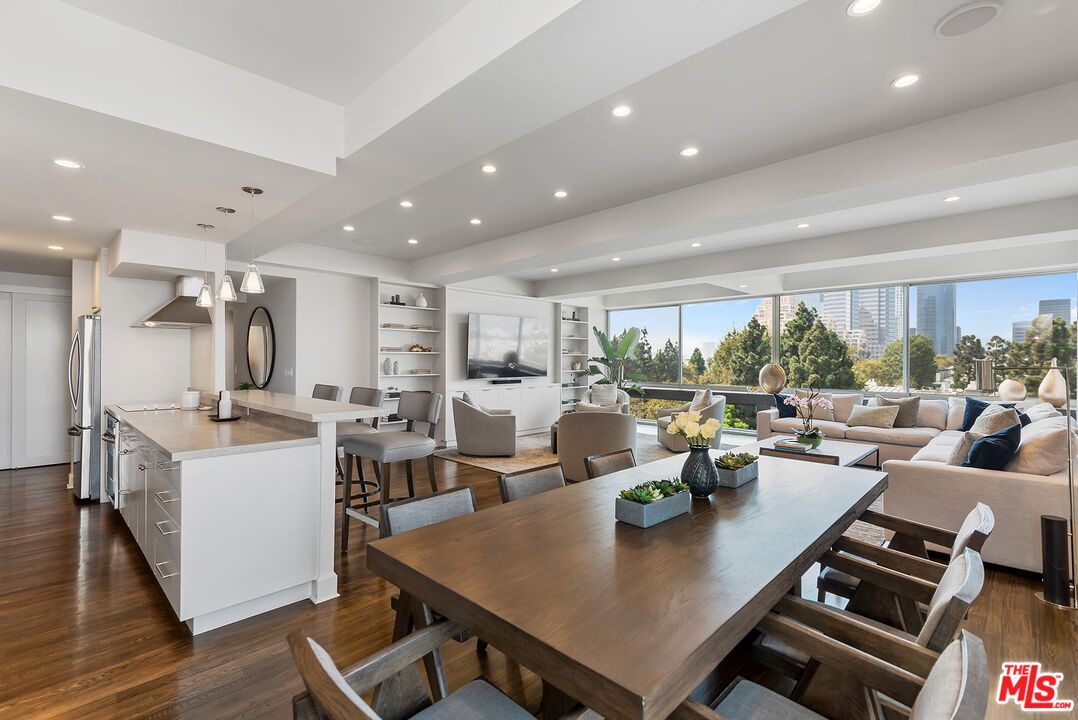 Dining room, Interior, Kitchen, Living room, Pendant Lights, Recessed Lighting, Wood Texture Flooring