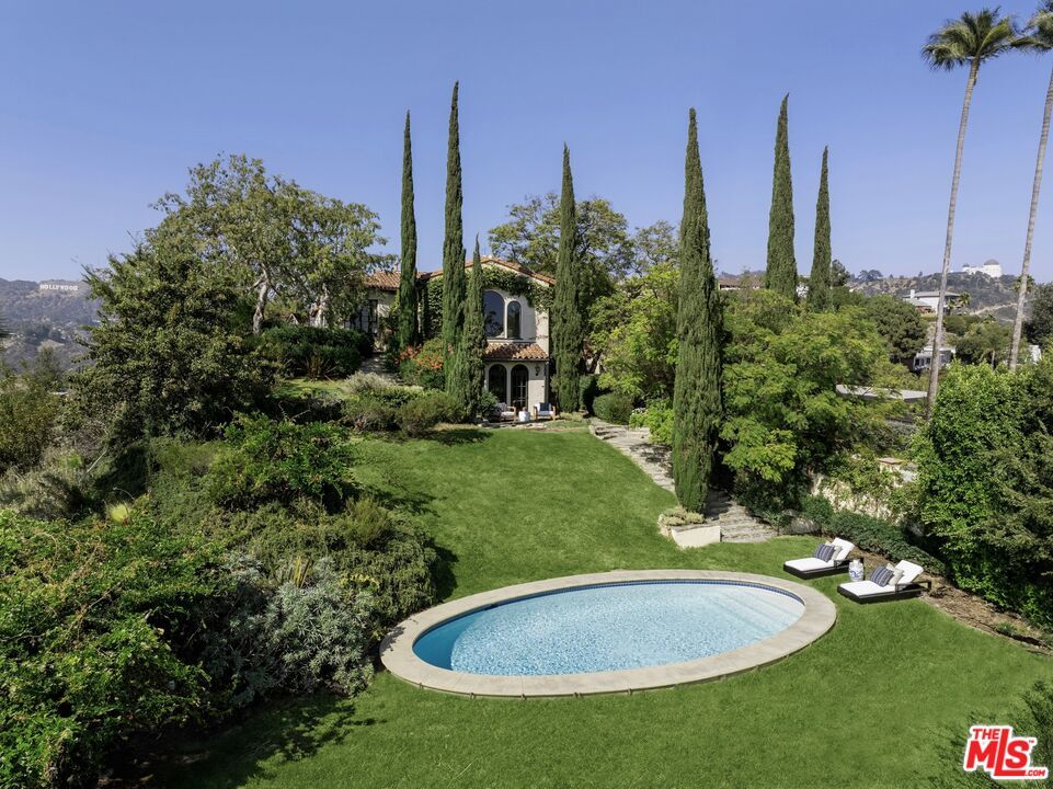 Backyard, Exterior, Pool