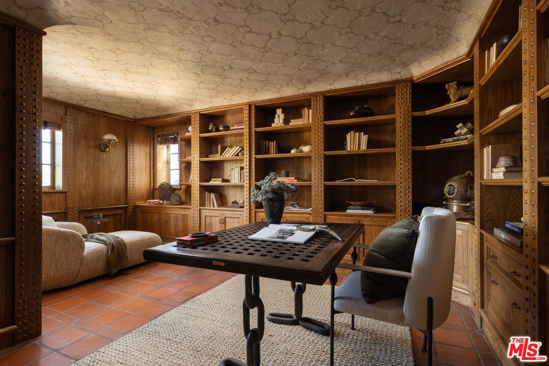 Home Office, Interior, Wooden Walls