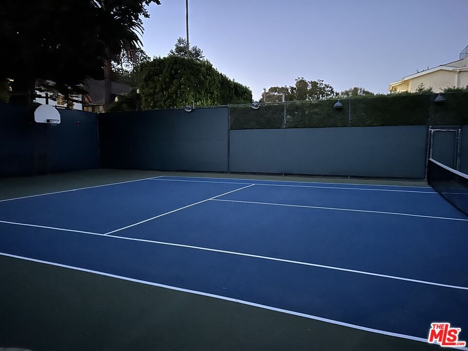 Exterior, Tennis Courts