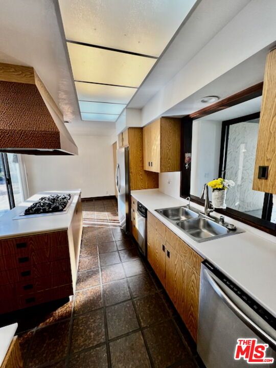 Interior, Kitchen, Stainless Steel Appliances