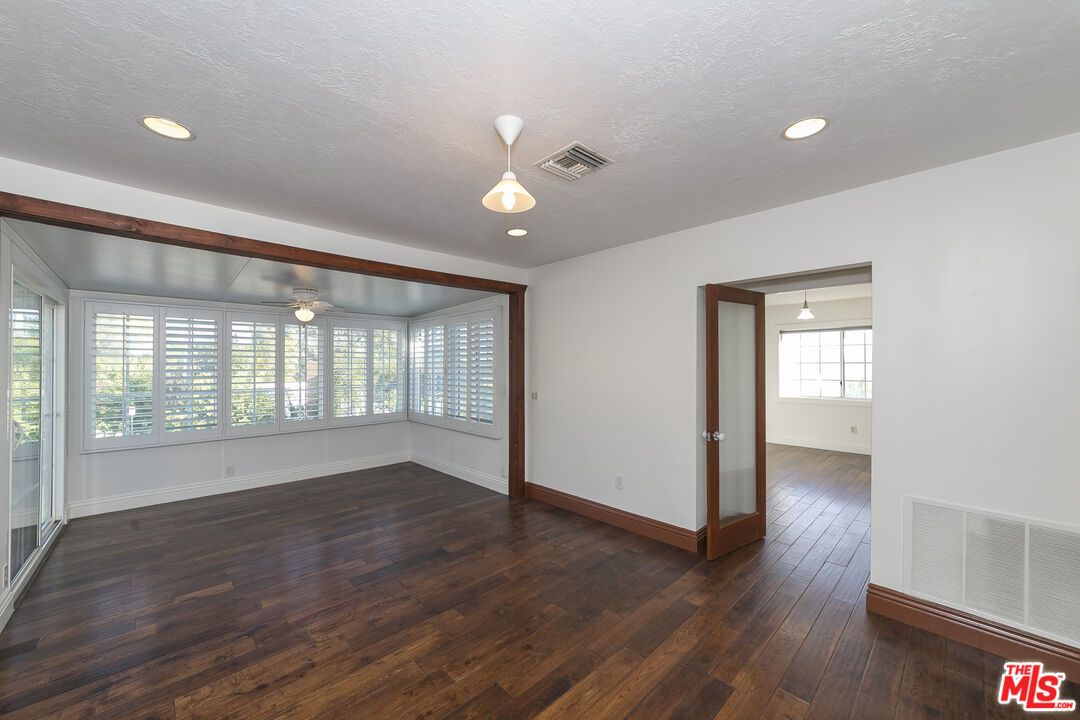Empty room, Interior, Pendant Lights, Recessed Lighting, Wood Texture Flooring