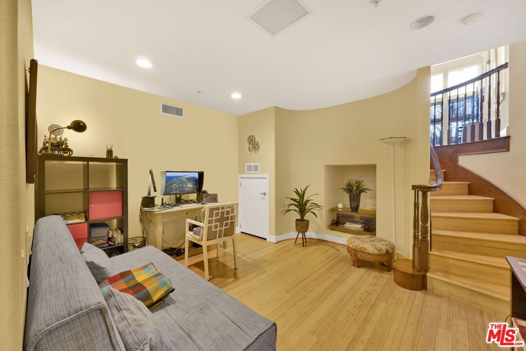 Home Office, Interior, Recessed Lighting, Wood Texture Flooring