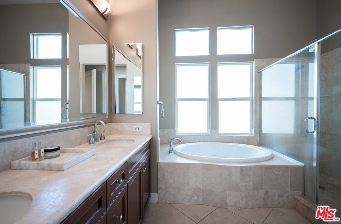 Bathroom, Dual Sink Vanities, Glass Shower, Interior