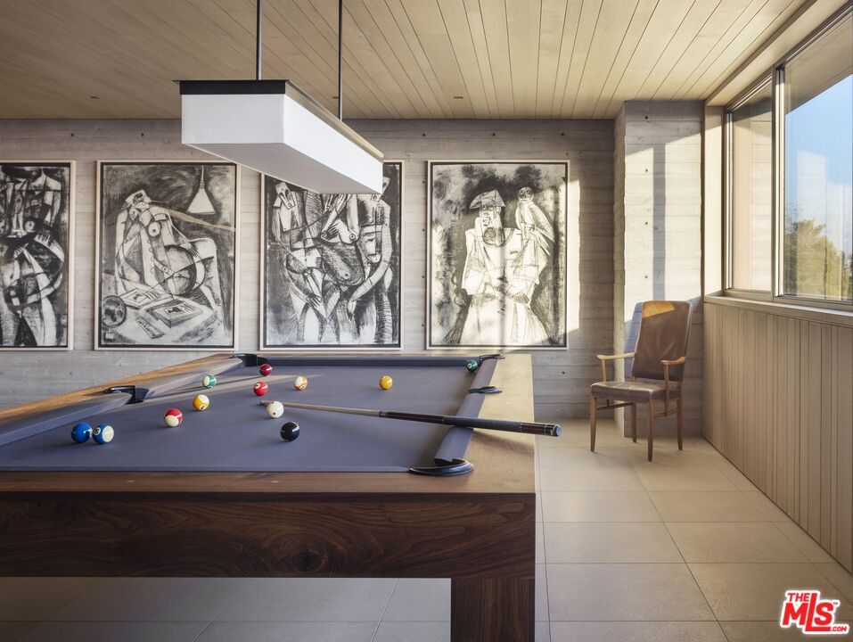 Billiard Table, Game Room, Interior, Pendant Lights