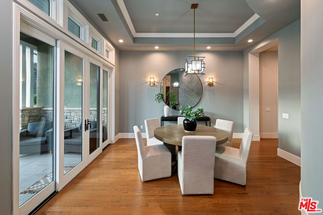 Dining room, Interior, Pendant Lights, Recessed Lighting, Wood Texture Flooring