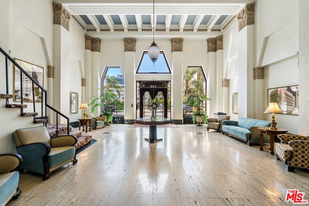Interior, Living room, Pendant Lights, Wood Texture Flooring