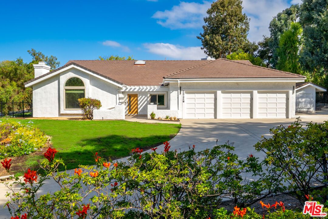 Attached, Backyard, Detached Garage, Exterior, Facade, Ranch