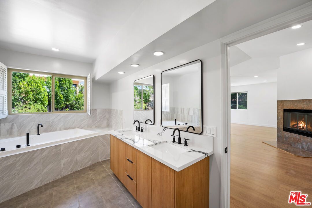 Bathroom, Dual Sink Vanities, Fireplace, Interior, Recessed Lighting