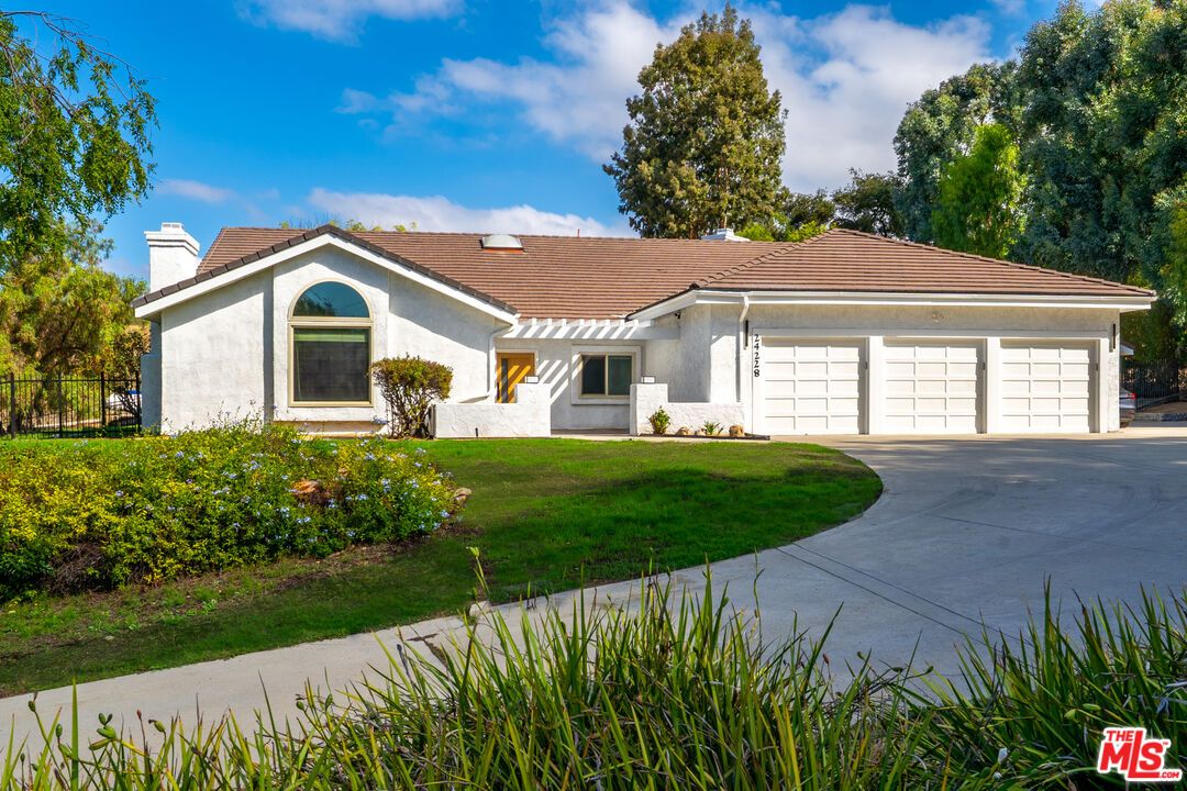 Attached, Backyard, Exterior, Facade, Ranch