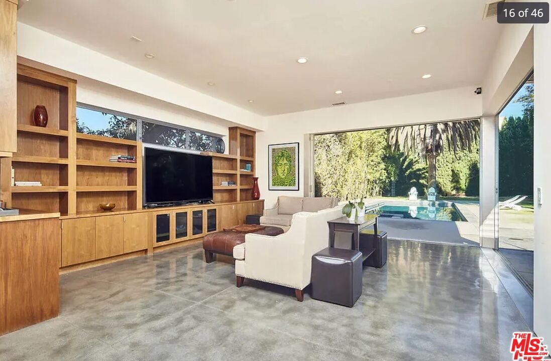 Interior, Living room, Recessed Lighting
