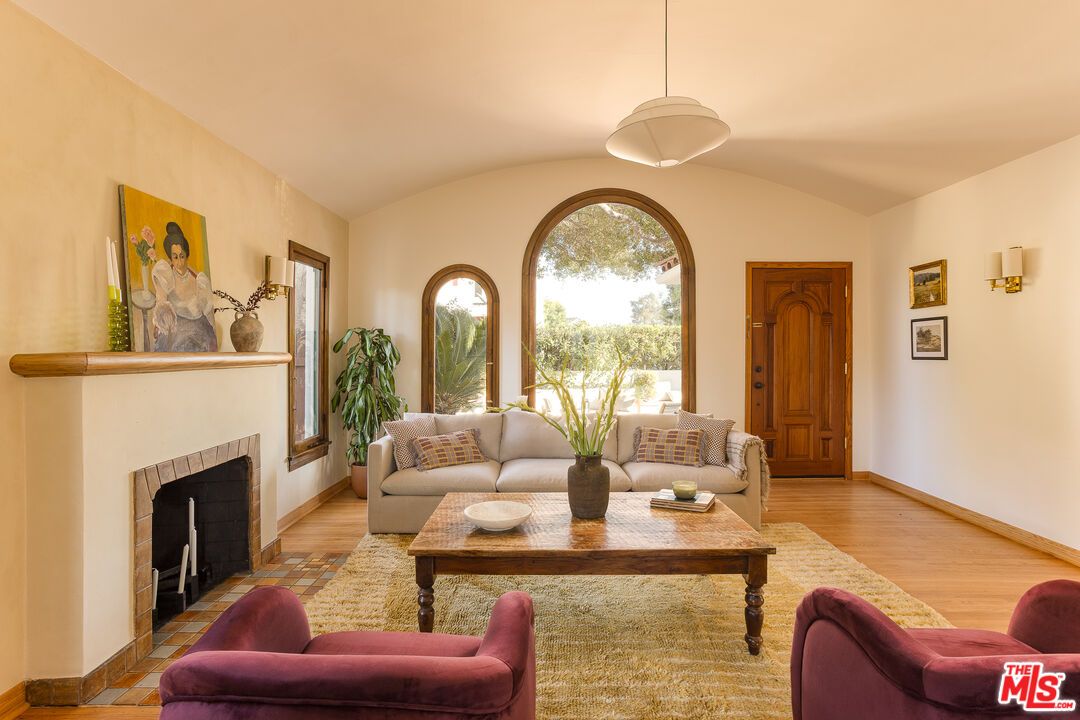 Fireplace, Interior, Living room, Pendant Lights, Wood Texture Flooring
