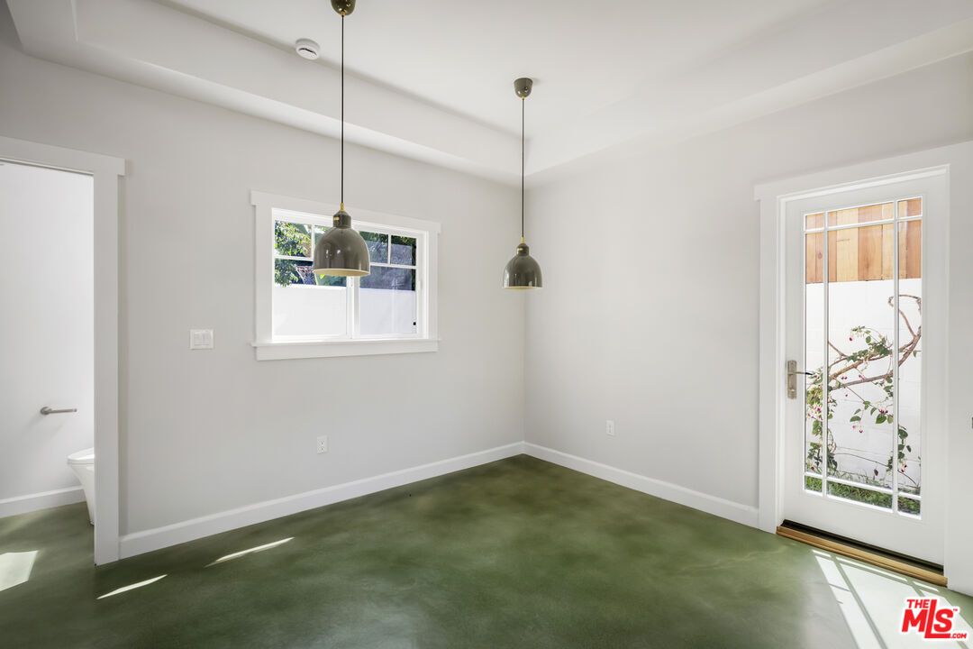 Bathroom, Empty room, Interior, Pendant Lights