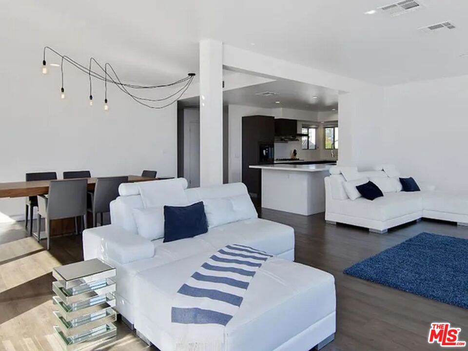 Dining room, Interior, Kitchen, Living room, Pendant Lights, Recessed Lighting, Wood Texture Flooring
