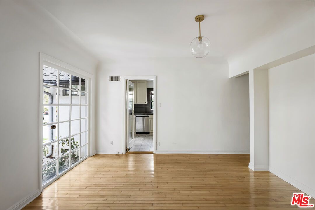 Empty room, Interior, Kitchen, Pendant Lights, Wood Texture Flooring