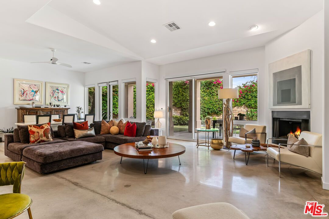 Fireplace, Interior, Living room, Recessed Lighting