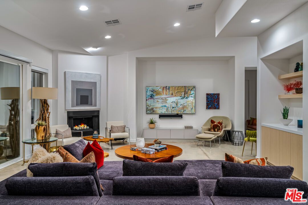 Fireplace, Interior, Living room, Recessed Lighting