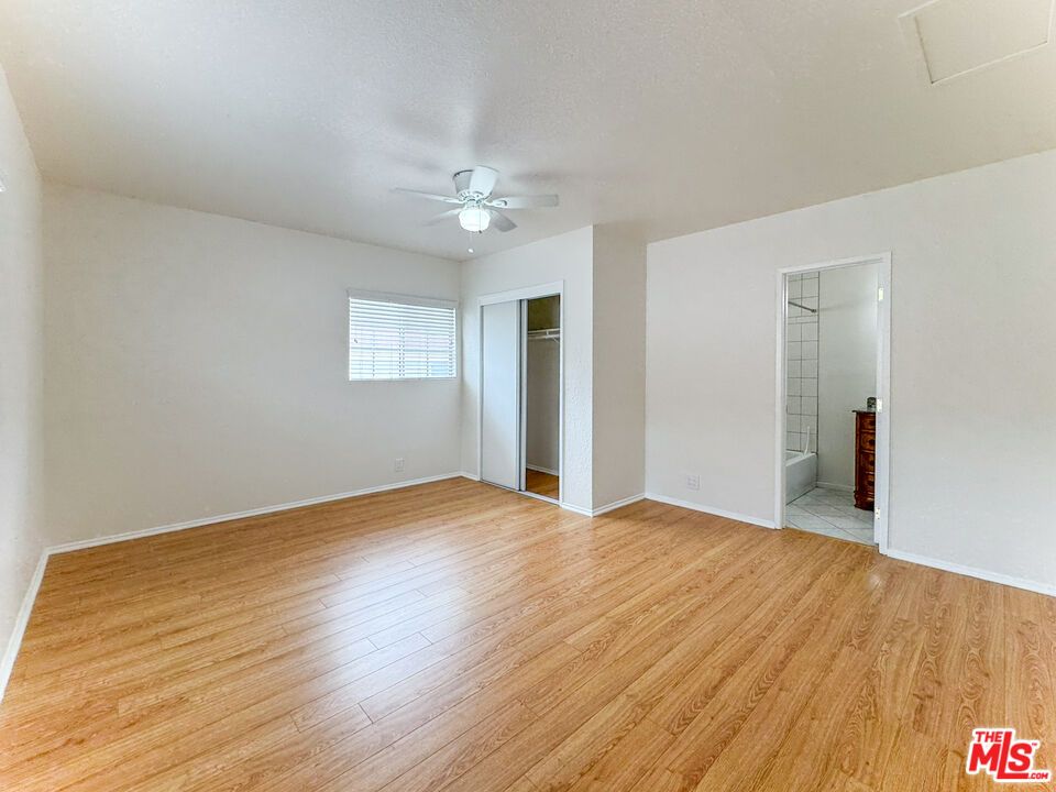 Bathroom, Empty room, Interior, Wood Texture Flooring