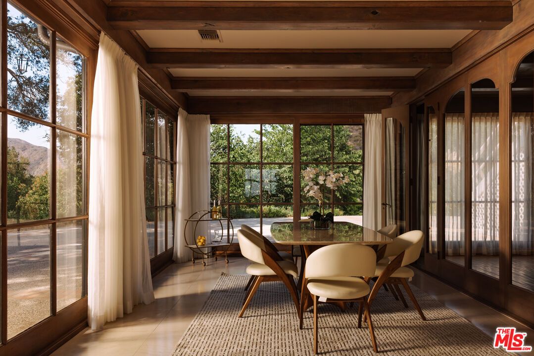 Dining room, Interior, Wooden Beams