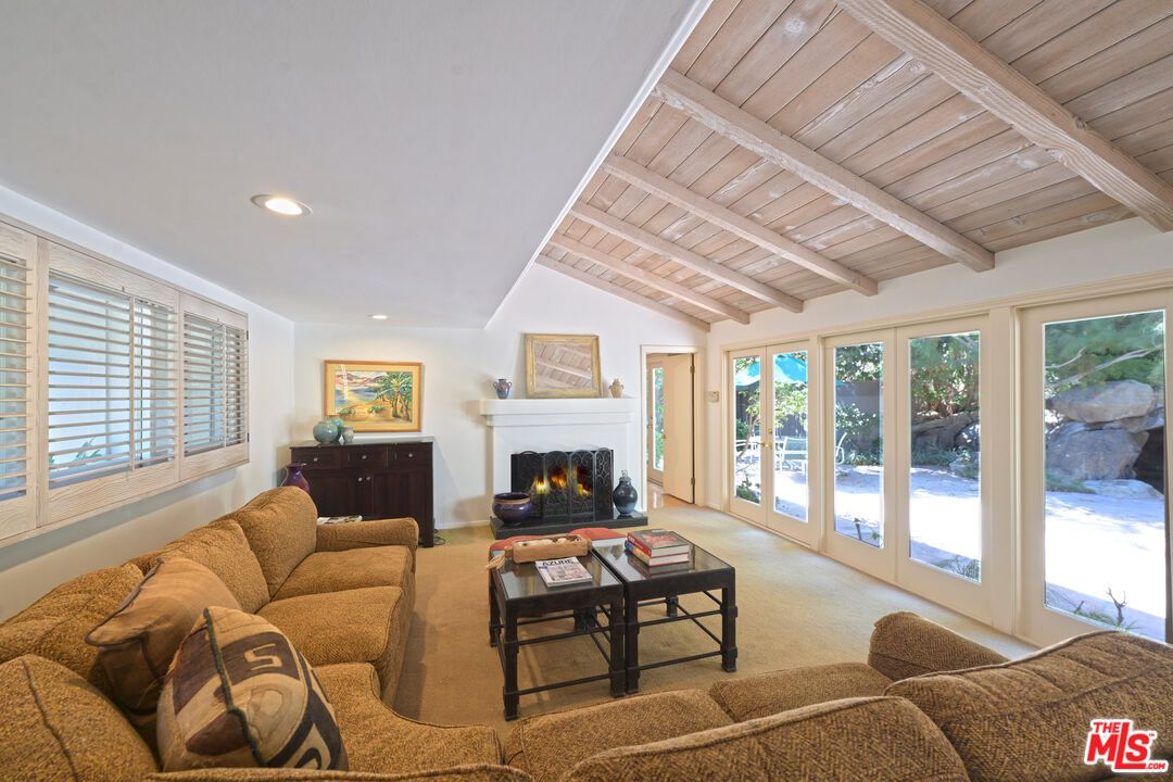 Fireplace, Interior, Living room, Recessed Lighting, Wooden Beams, Wooden Ceilings