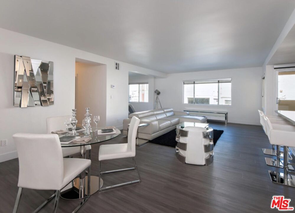 Dining room, Interior, Living room, Wood Texture Flooring