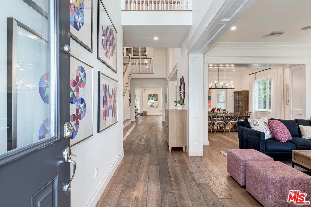 Dining room, Interior, Living room, Pendant Lights, Recessed Lighting, Wood Texture Flooring