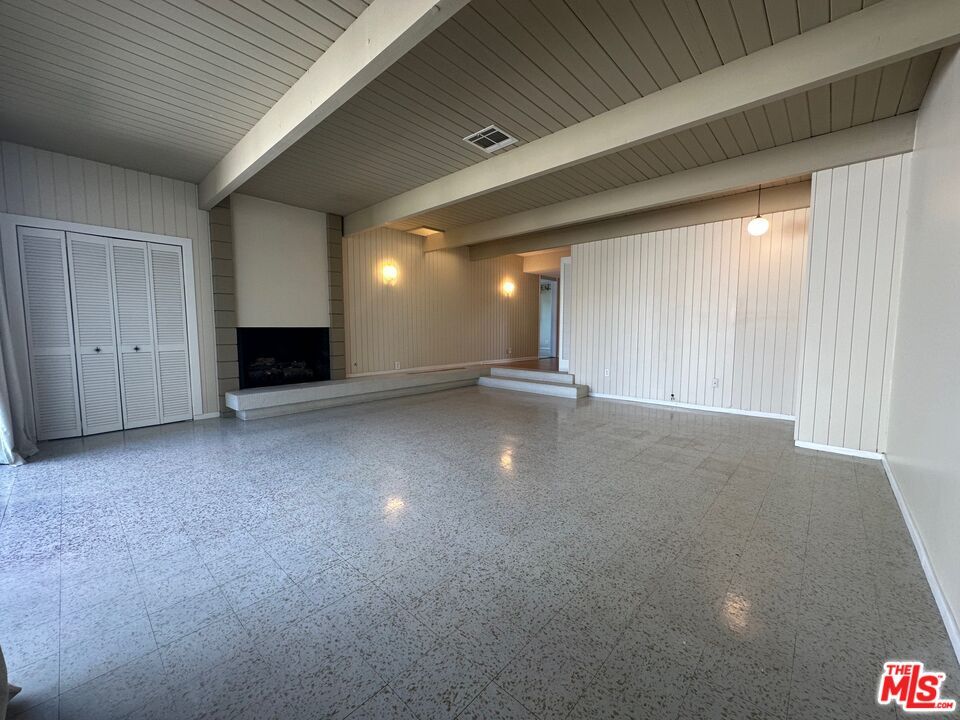 Empty room, Fireplace, Interior, Pendant Lights, Wooden Walls