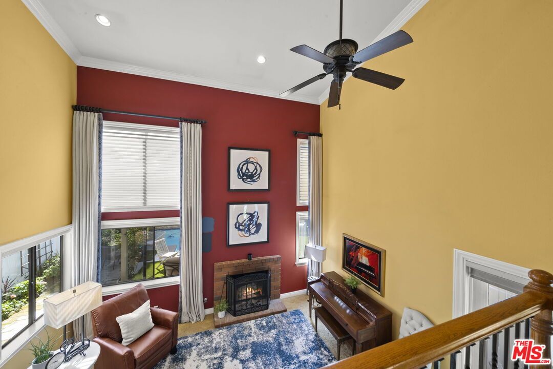 Fireplace, Interior, Living room, Recessed Lighting