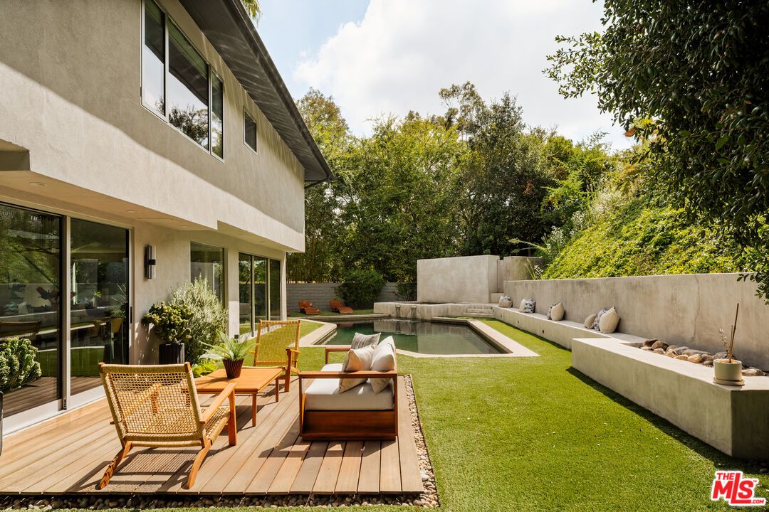 Backyard, Exterior, Pool