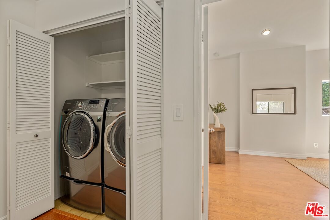 Interior, Recessed Lighting, Utility Closets, Washer, Wood Texture Flooring