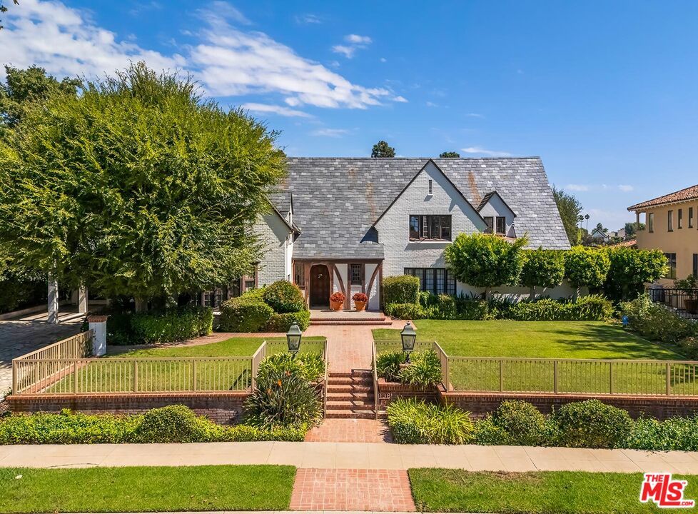 Backyard, Exterior, Facade, Tudor Revival