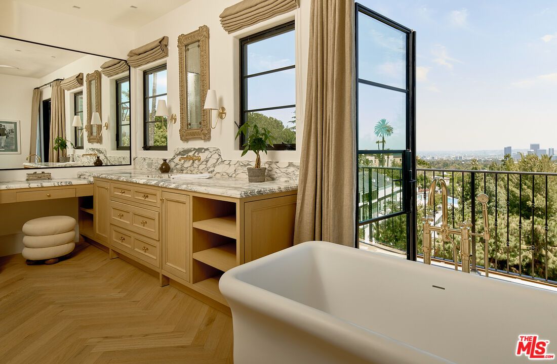 Bathroom, Dual Sink Vanities, Free Standing Baths, Interior, Wood Texture Flooring