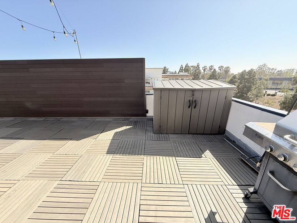 Exterior, Hot Tub