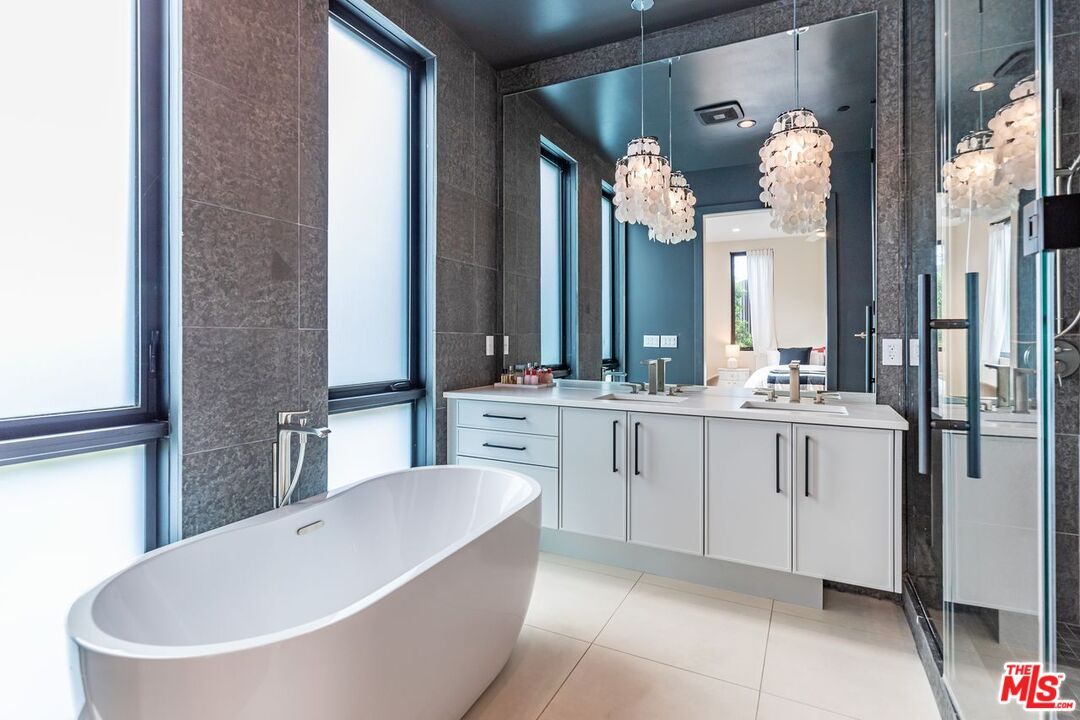 Bathroom, Dual Sink Vanities, Free Standing Baths, Interior, Pendant Lights, Recessed Lighting