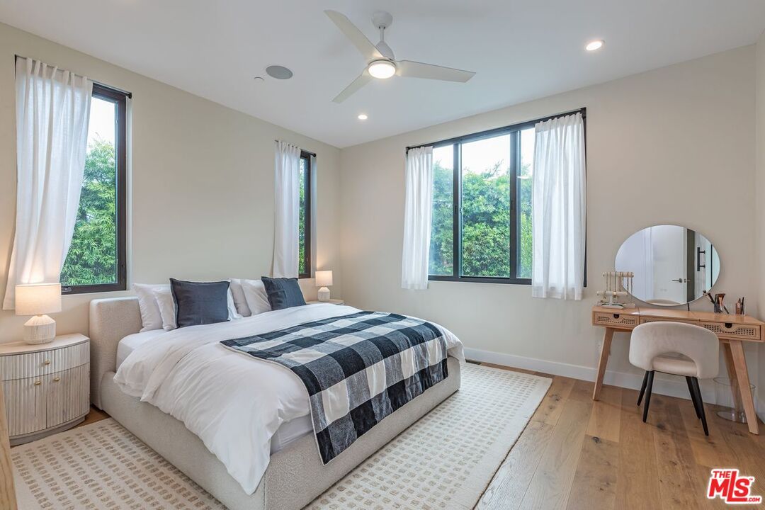 Bedroom, Home Office, Interior, Recessed Lighting, Wood Texture Flooring