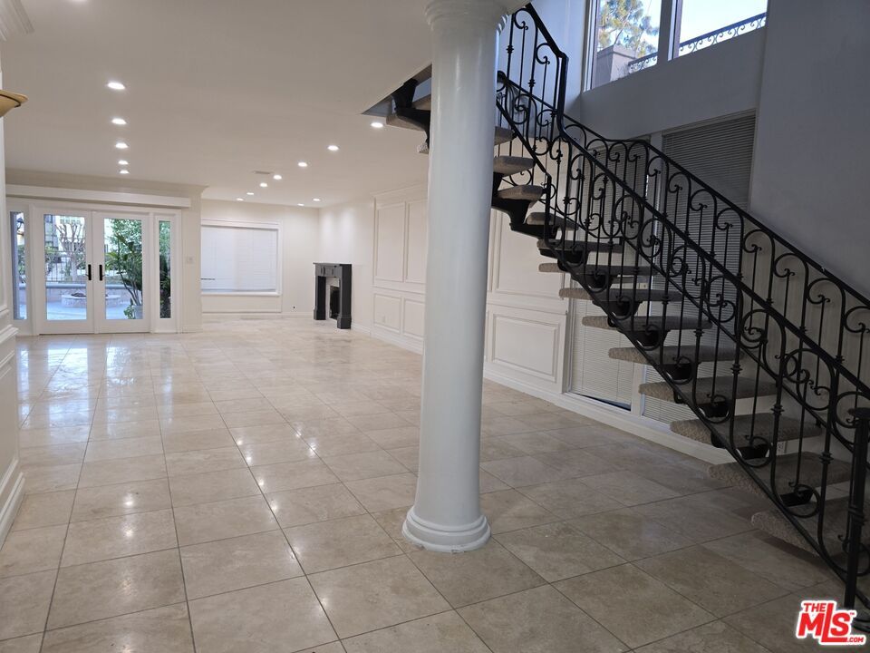 Interior, Recessed Lighting