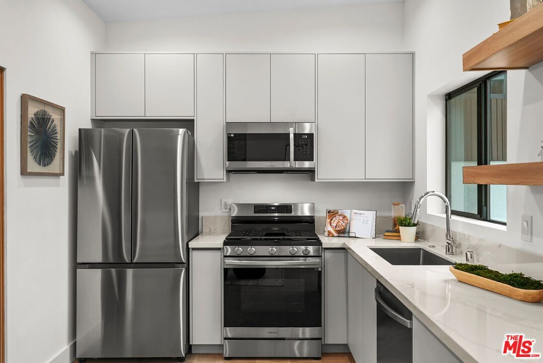 Interior, Kitchen, Stainless Steel Appliances, Wood Texture Flooring