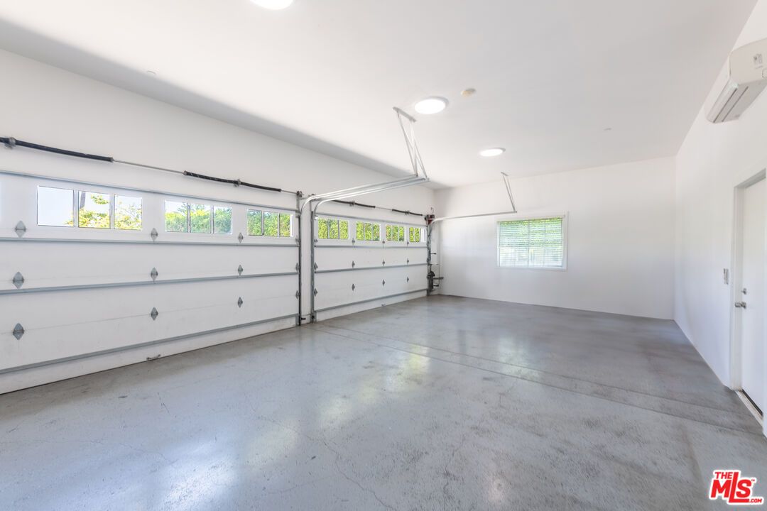 Garage, Interior, Recessed Lighting