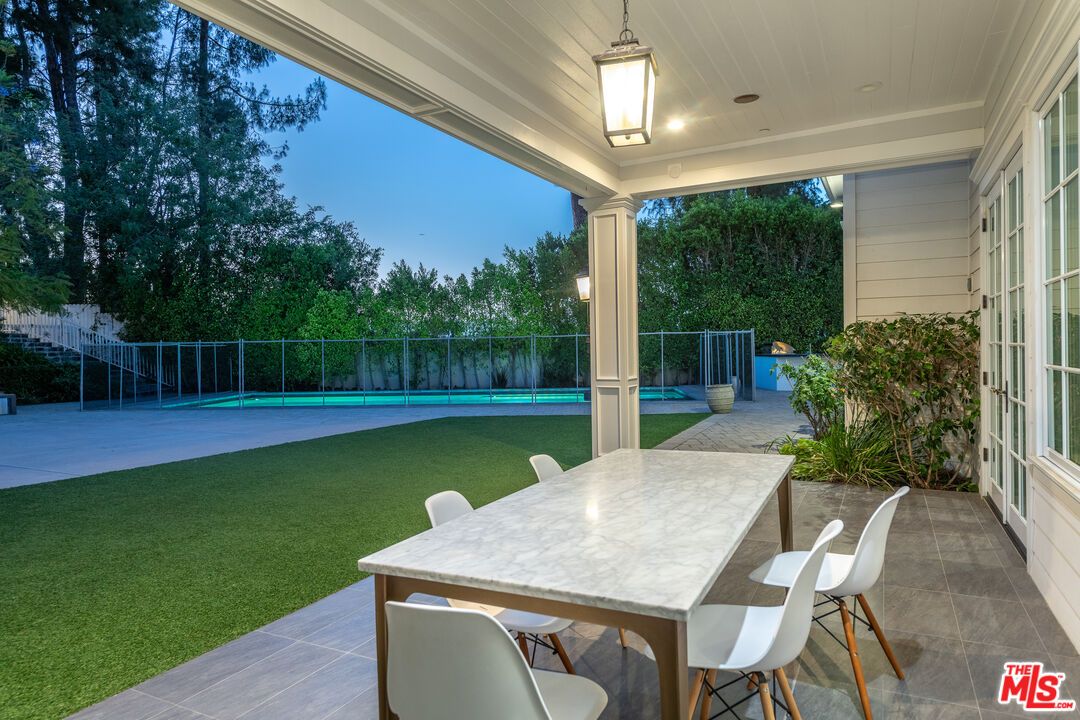 Backyard, Exterior, Pool