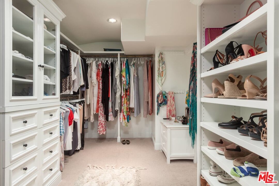 Interior, Recessed Lighting, Walk-in Closets